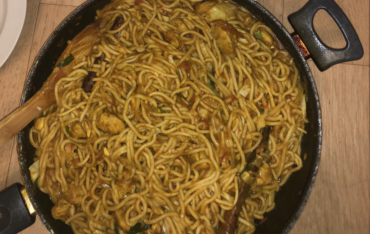 mie nyemek mie telor