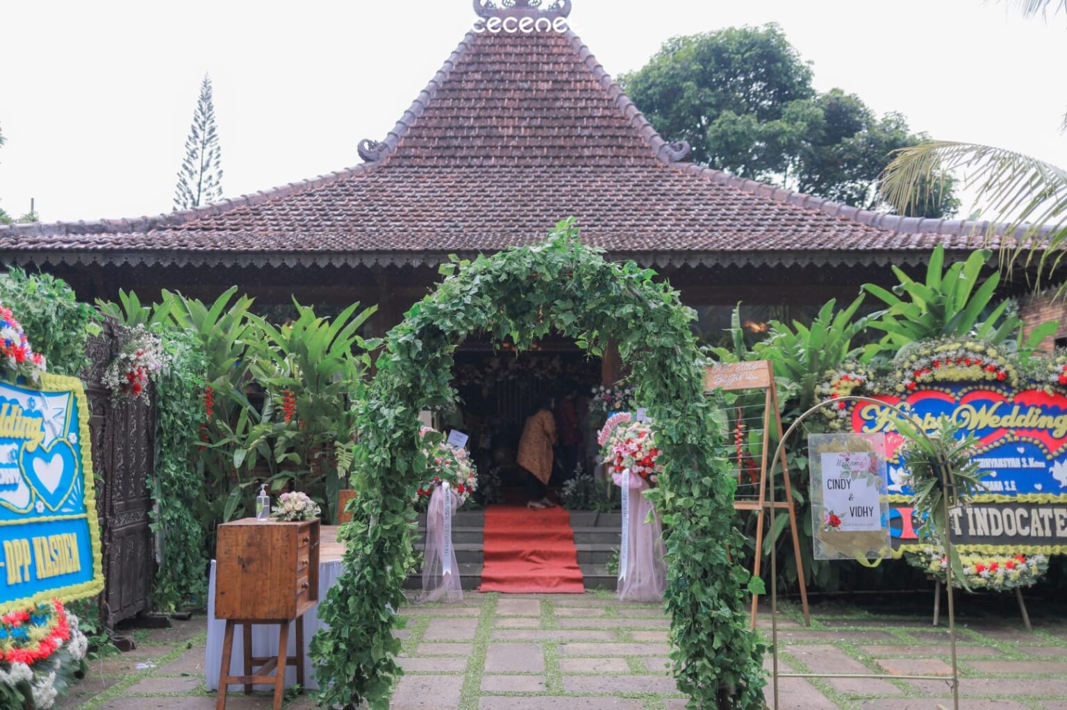 5 Adat Pernikahan Termahal di Indonesia