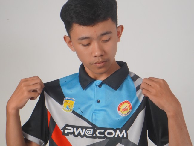 Jersey Olahraga Nyaman