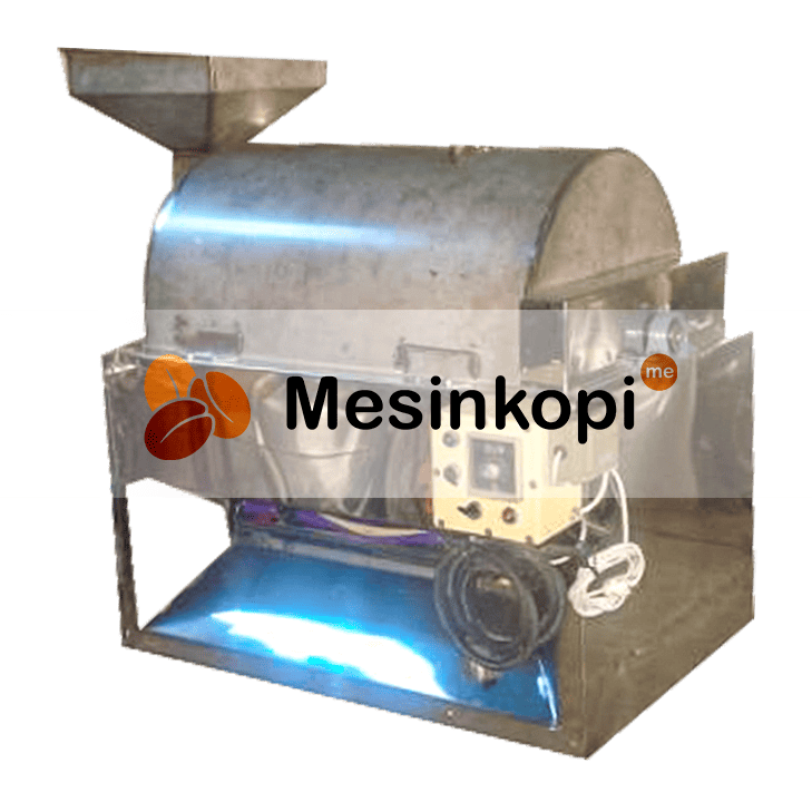 Menggunakan Mesin Kopi Semi-Otomatis Rumah