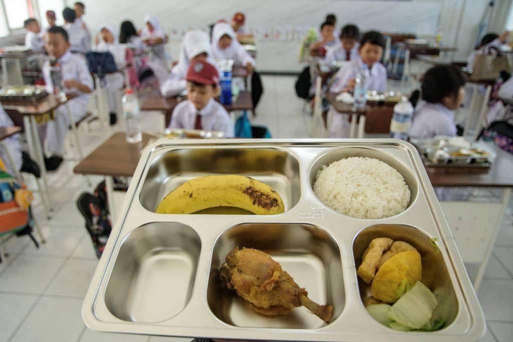 Optimalisasi jalur distribusi makanan
