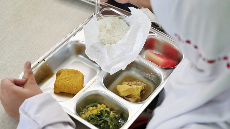 Efisiensi distribusi makanan massal