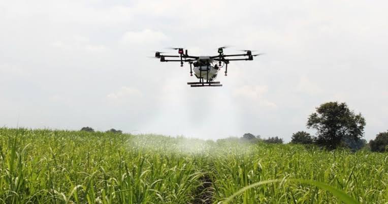 cara kerja drone penyemprot tanaman
